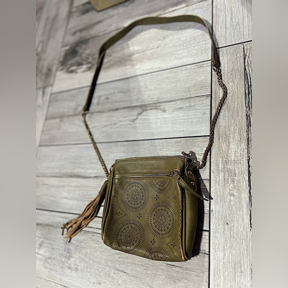 Boho Green Bag with gold chain strap